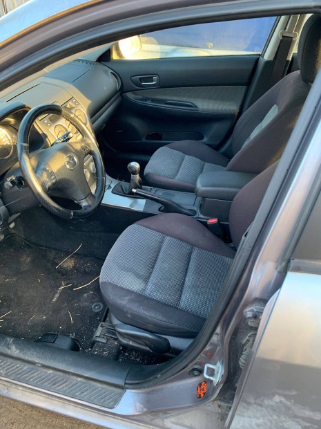 Mazda6 GG 2004 kombi fűthető ülés szett szép állapotban olcsón eladó