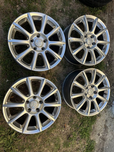 Mazda 17" gyri Alufelni 