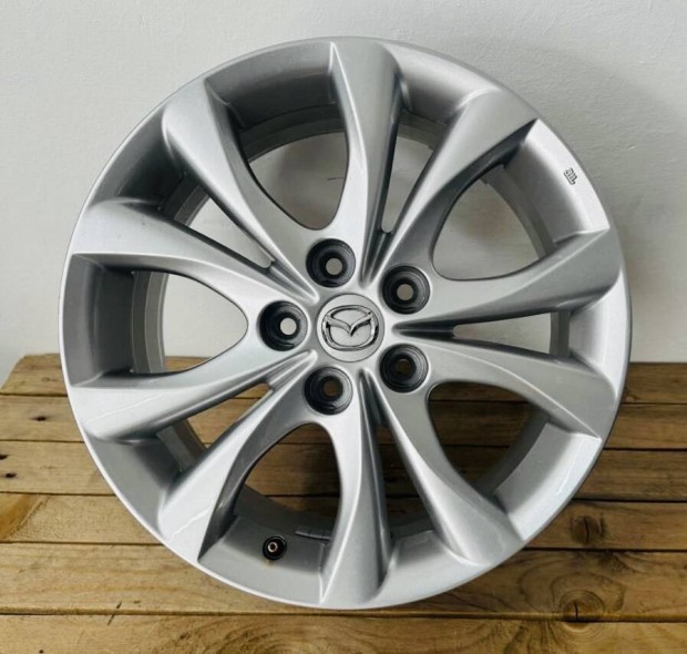 Mazda 17es gyári alufelni 5x114,3 Mazda3 Mazda5 Mazda6 Cx3 Cx30