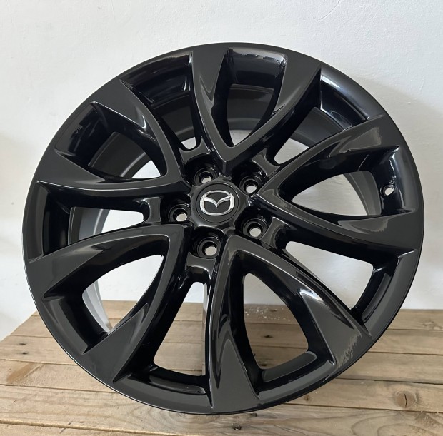 Mazda 19es gyri alufelni 5x114,3 Cx5