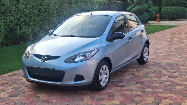 Mazda 2 1.3 CE Plus Megkímélt állapotban!