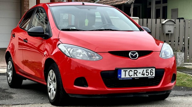 Mazda 2 1.3 CE.