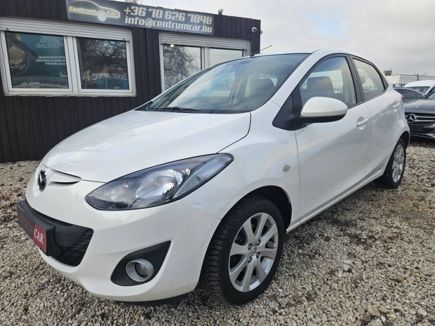 Mazda 2 1.3 TE Sz.k�nyv! Automata kl�ma!