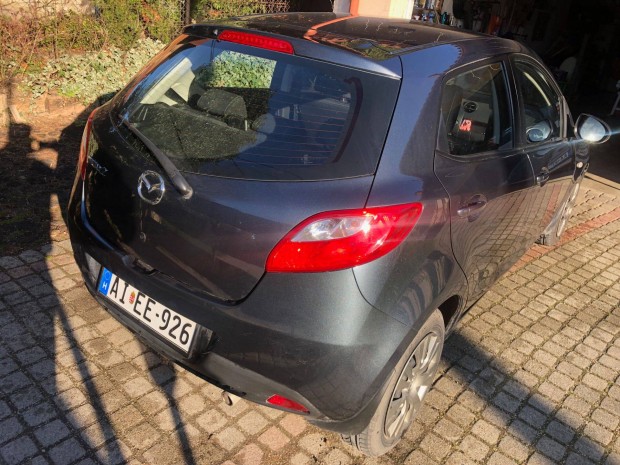 Mazda 2 1.3 -as 86LE 5 ajtós makulátlan kisautó 76.000 km-el eladó