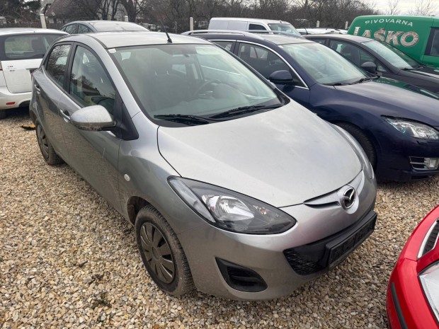 Mazda 2 1.3i CE Plus