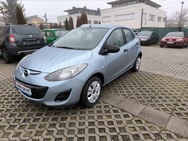 Mazda 2 1.3i CE Pro 69000KM!