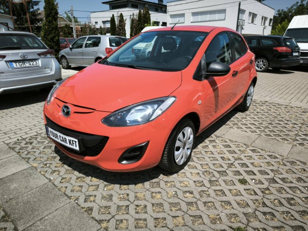 Mazda 2 1.3i CE Pro 70000 KM!