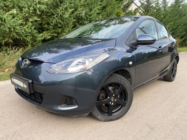 Mazda 2 1.3i CE Pro friss vizsga. téli-nyári gumik