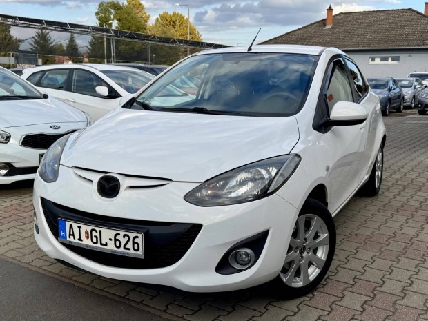 Mazda 2 1.3i Takumi II 95000Km!Automata klma....