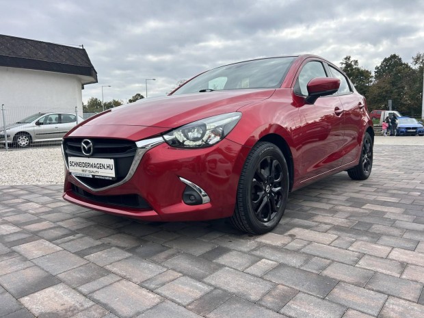 Mazda 2 1.5 Revolution Top Navigáció.Tolatókame...