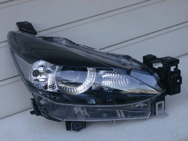 Mazda 2 DJ/DL Jobb els Fnyszr D43N-51030 2019-tl