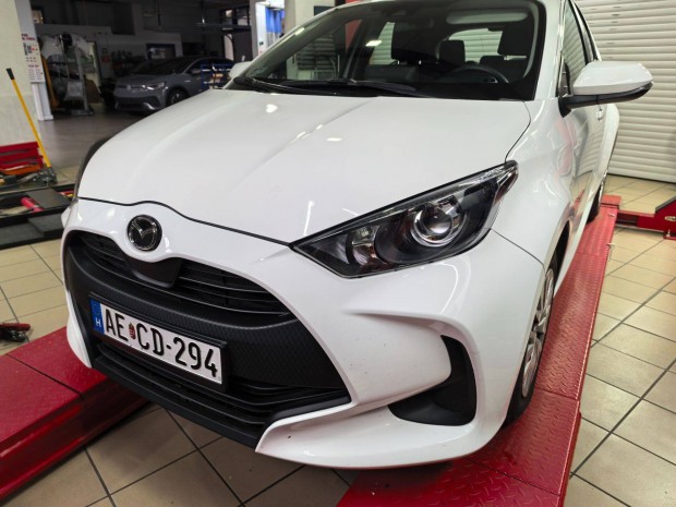 Mazda 2 Hibrid automata /toyota yaris/ 19800 km