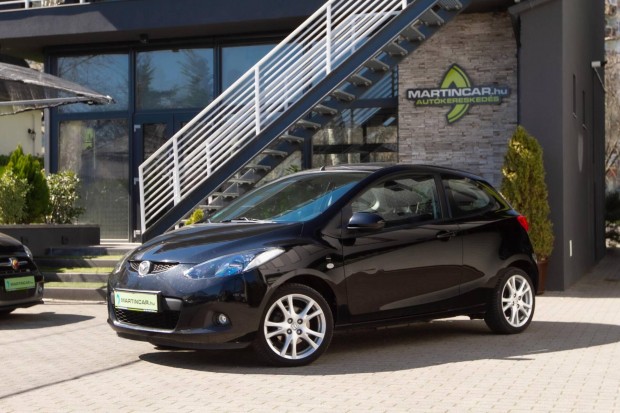 Mazda 2 Sport 1.3 TE Plus Brilliant Black +Els...