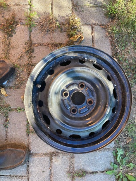 Mazda 2 acélfelni 14" eladó