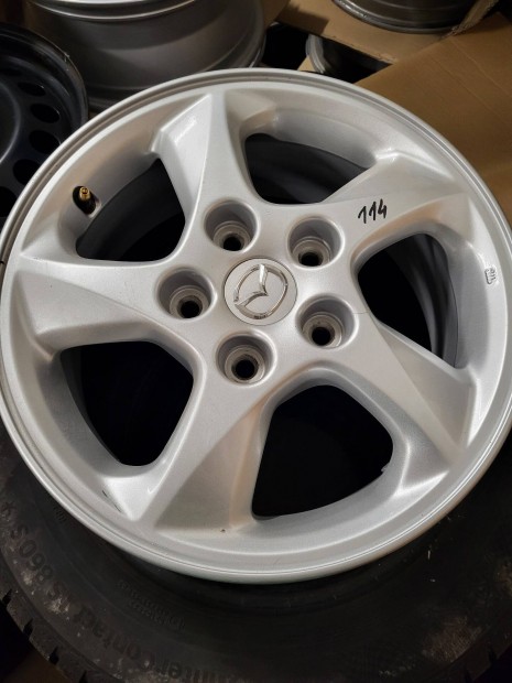 Mazda 2 aufelnigarnitra, 5x114,3 R15