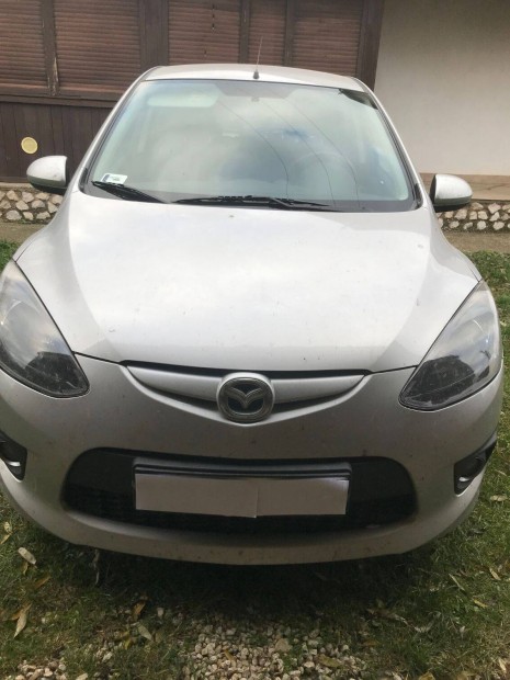 Mazda 2 autmata vltval