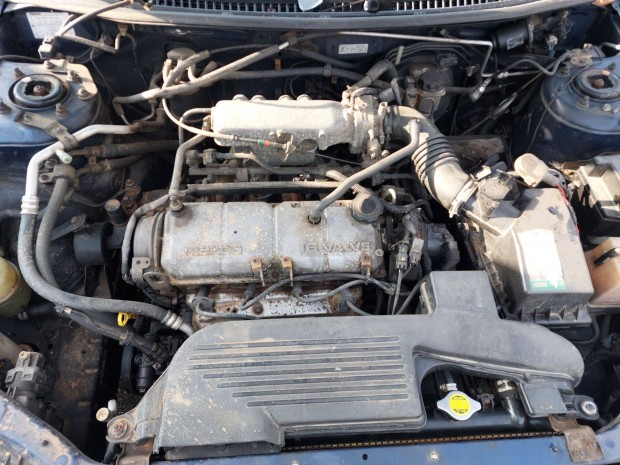 Mazda 323 1.3 komplett motor B3