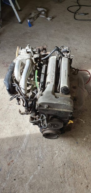 Mazda 323f motor elad