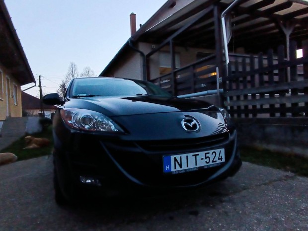 Mazda 3 1.6 D elad