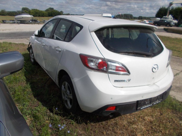 Mazda 3 1.6 Diesel 2010 Minden Alkatr�sze