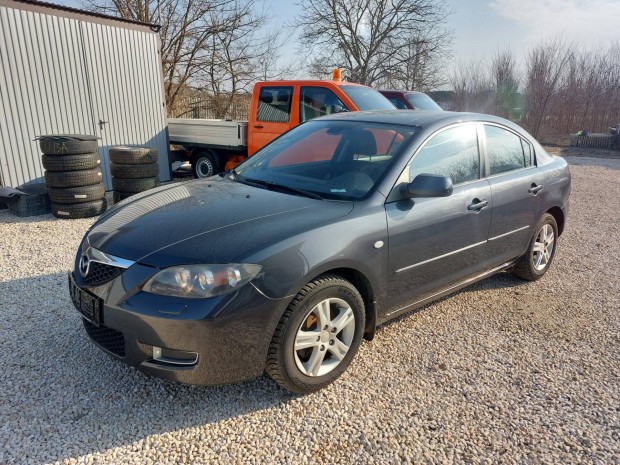 Mazda 3 1.6 TE K�lf�ldi okm�nyokkal!