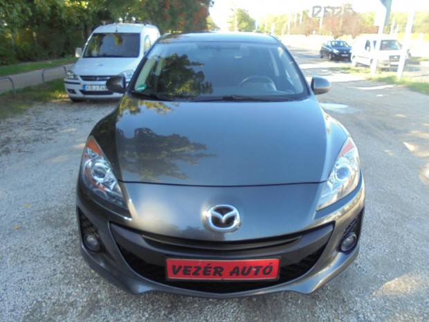 Mazda 3 1.6 TX Holttérfigyelő Sávtartó Assziszt...