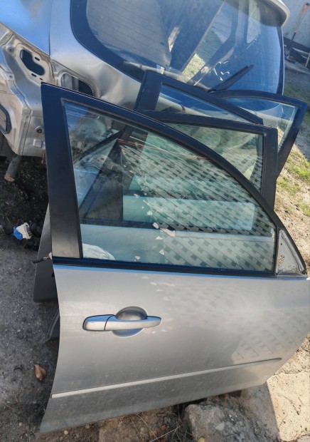 Mazda 3 2007 1,6 benzin Ajtk 