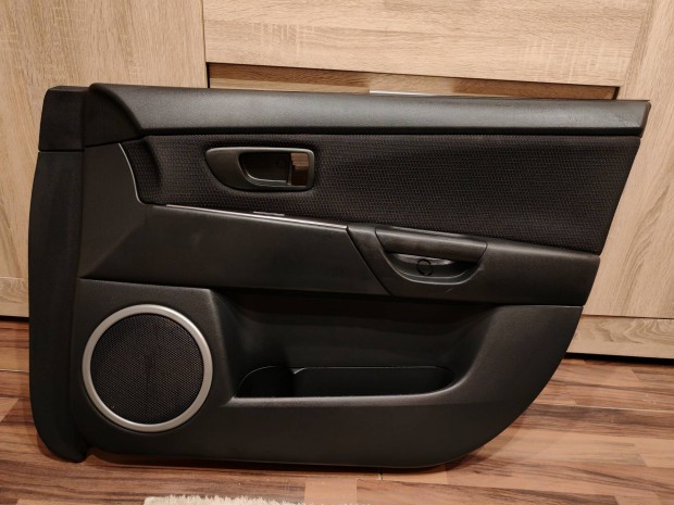 Mazda 3 2007 ajt krpitok 