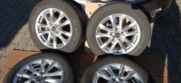 Mazda 3 205/60 16 5x114,3 alufelni 16"eredeti gyri nyri gumi