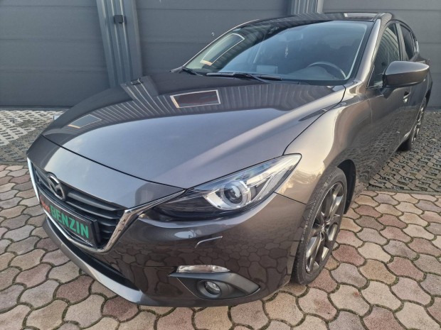 Mazda 3 2.0 Challenge Sz�p Titanium Flash K�z�p...