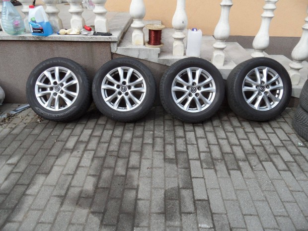 Mazda 3 Alufelni +mankókerék
