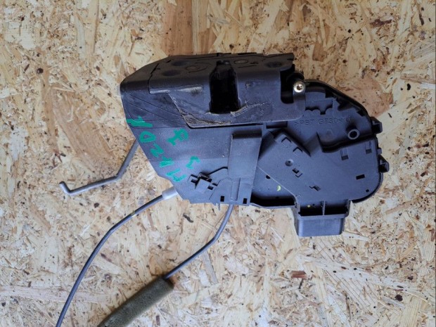 Mazda 3 BK (2003-2009) Jobb Els� Ajt� K�zpontiz�r