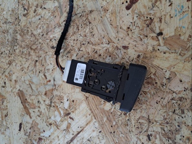 Mazda 3 BK (2003-2009) V�szvillog� Kapcsol�