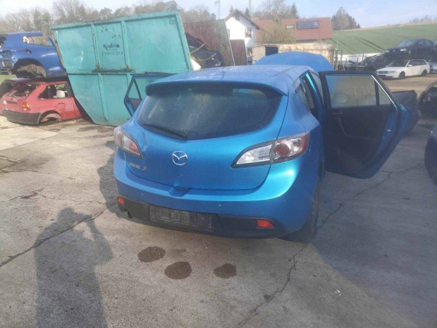 Mazda 3 BL karosszria s motor rszei eladk