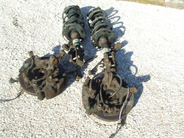 Mazda 3 BM ker�kagy csonk�llv�ny f�k 2.2 dizel skyactiv