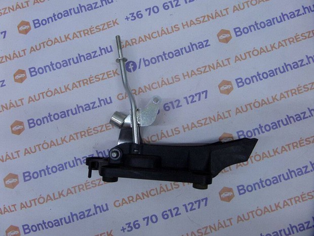 Mazda 3 Elad Dzel vlt kulissza utastr BK