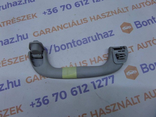 Mazda 3 Eladó bontott gyári jobb első utastér kapaszkodó