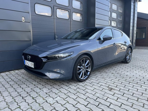 Mazda 3 Hatchback 2.0 Skyactiv Plus (Automata)...