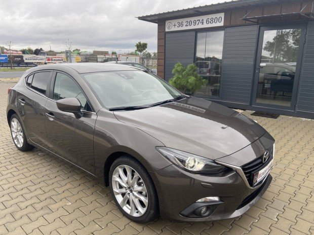 Mazda 3 Sport 1.5 D Revolution Navi.Kamera.Xeno...