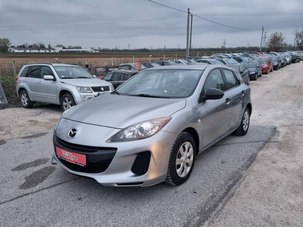 Mazda 3 Sport 1.6 akr 3 v Kiterjesztett garan...