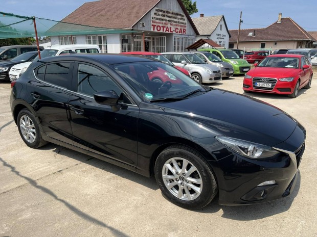 Mazda 3 Sport 2.0 Attraction Vgig Vezetett SZE...
