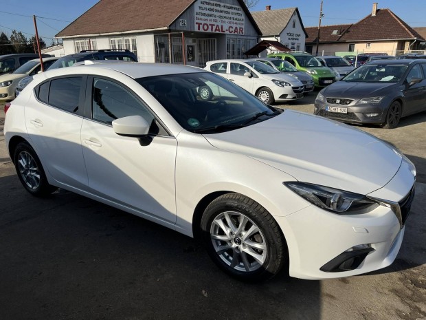 Mazda 3 Sport 2.0 Revolution Top Szervizkönyves