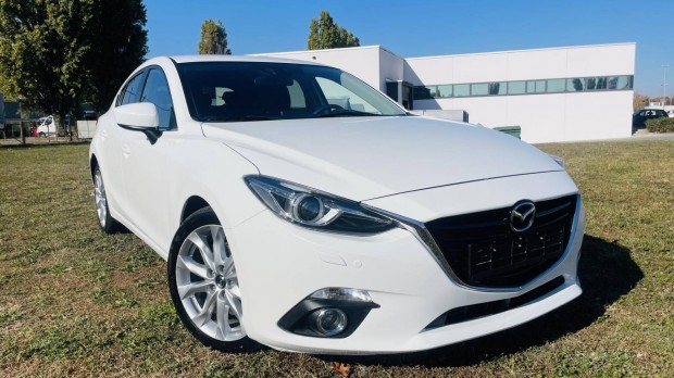 Mazda 3 Sport 2.2 D Revolution Friss Műszaki VI...