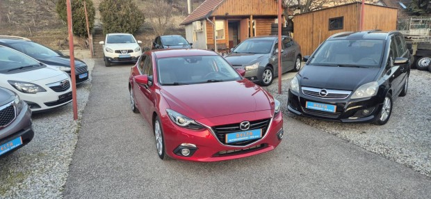 Mazda 3 Sport 2.2 D Revolution Végig vezetett s...