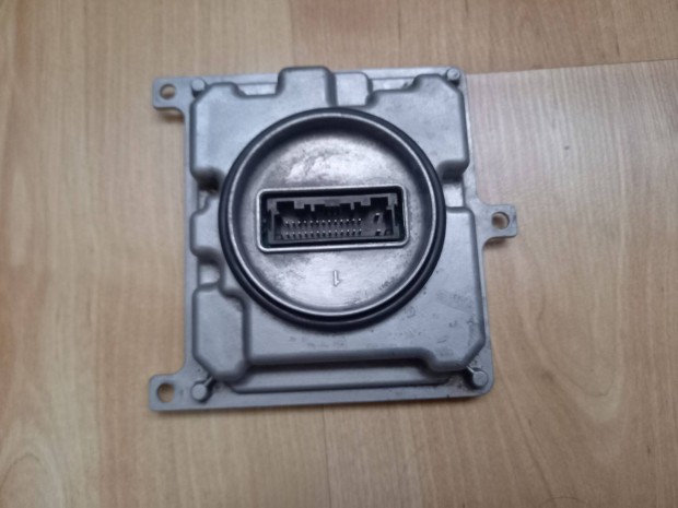 Mazda 3 Xenon modul B0J867890