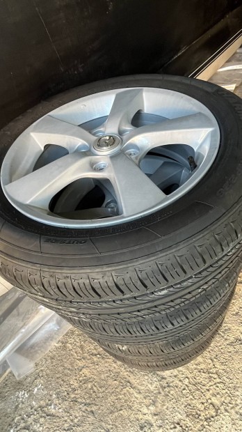 Mazda 3. 5x114.3. R16. 204/55 R16. Nyári szett! DOT 0125.