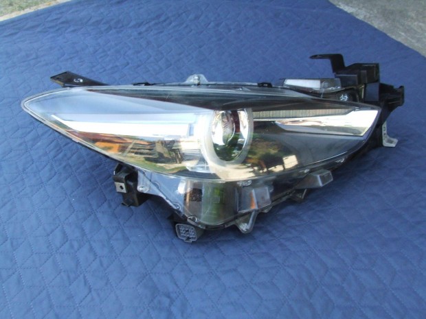 Mazda 3 (BM) Jobb Full led fényszóró bsp551030