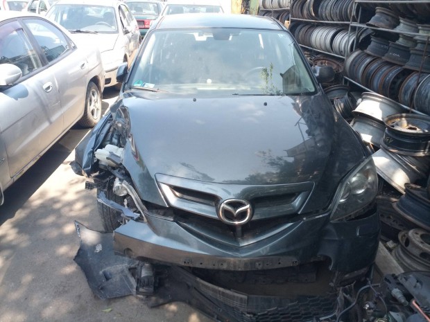 Mazda 3. bontás, kalaptartó, ülés, kárpit