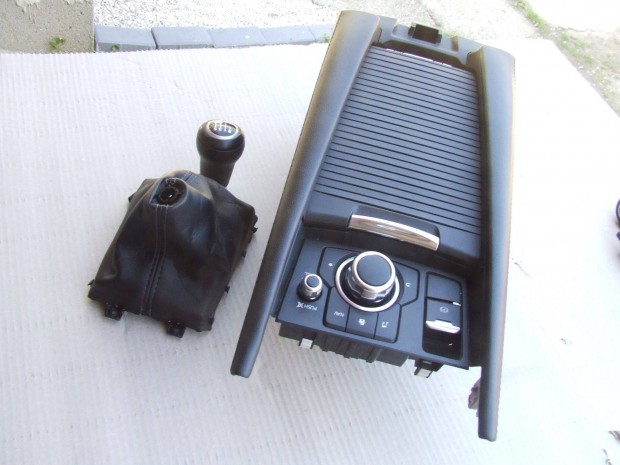 Mazda 3 bm / bn box navi vezérlő 2013-2018 ig elektromos fékes