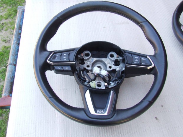 Mazda 3 bm / bn fűthető kormány hibátlan